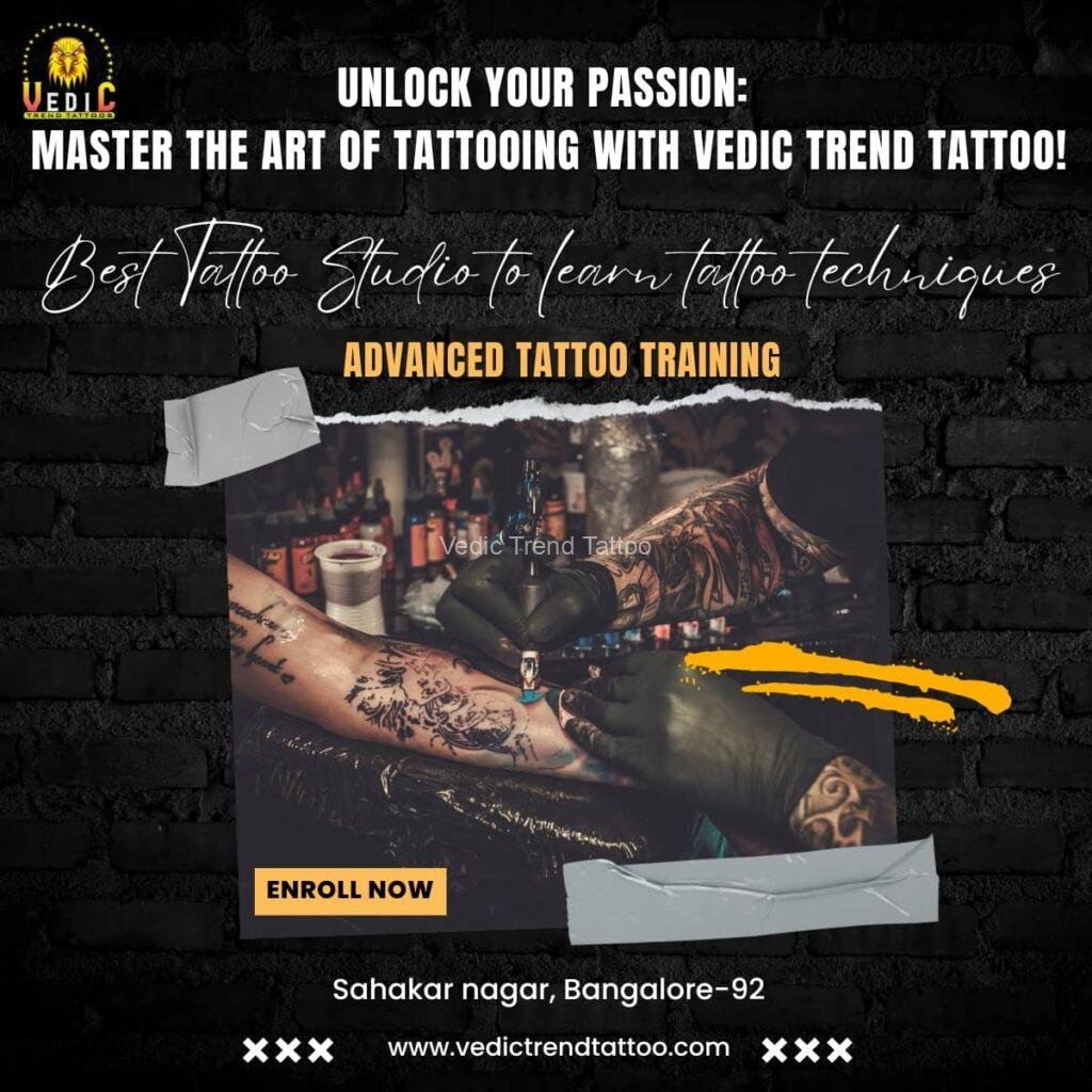 Tattoo artist teaching Tattoo apprenticeship form their tattoo machine for students-vedic trend tattoo